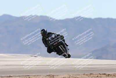 media/Oct-13-2025-Moto Forza (Mon) [[a66d839500]]/3-B Group/Session 4 (Turn 9)/